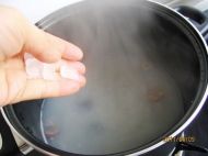 乌梅山楂粥的做法步骤4