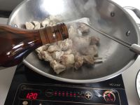 兔肉烧时蔬的做法步骤2