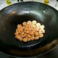 毛豆炒虾仁的做法图解4