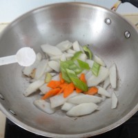 虾仁熘山药的做法图解9