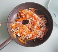 胡萝卜炒鸡丝的做法图解9