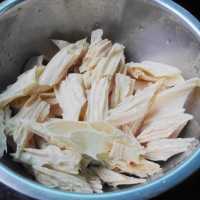黄瓜拌腐竹的做法图解3