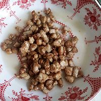 豌豆米炒肉的做法图解3