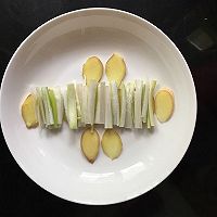 剁椒鱼头的做法图解2