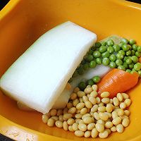 冬瓜双豆的做法图解1