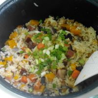 腊味南瓜焖饭 #美的初心电饭煲#的做法图解9