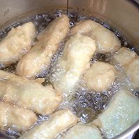  炸香蕉（视频菜谱） 的做法图解5
