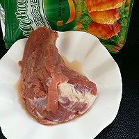 牙签肉  #豆果魔兽季部落#的做法图解1