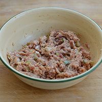烫面千层肉饼的做法图解2