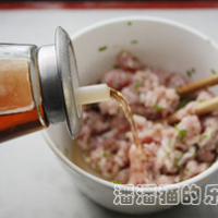 炸藕盒的做法图解3