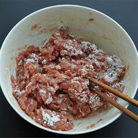 虎皮青椒酿肉的做法图解2