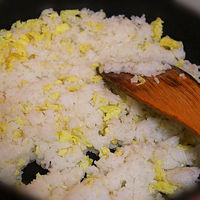 扬州炒饭的做法图解9