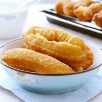 76期 自制安心油条的做法图解1